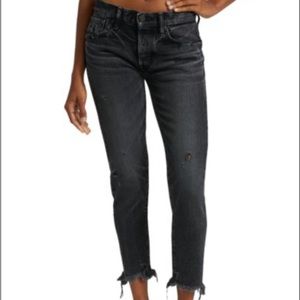 Euc Moussy vintage jeans.  Keller distressed tapered ankle size 28.